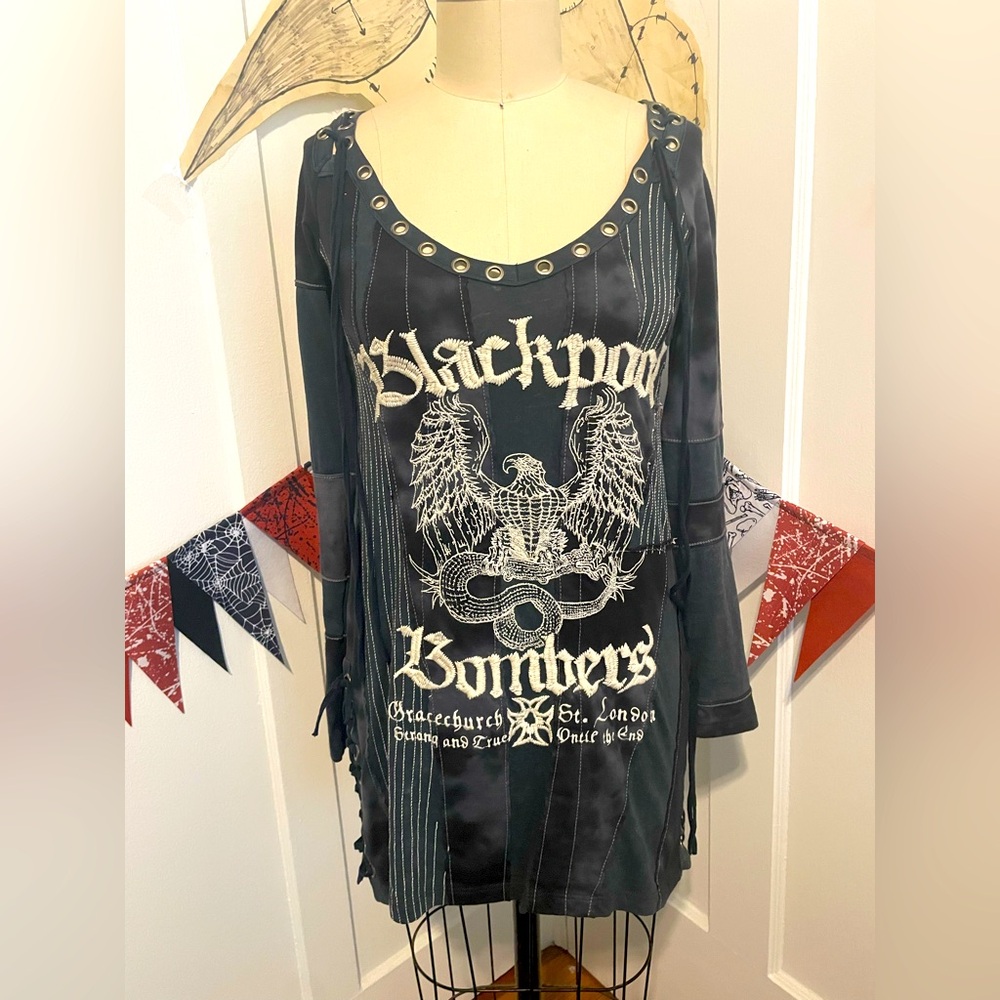 Salvage Gun Metal Blue/Black Graphic Long Sleeve Top